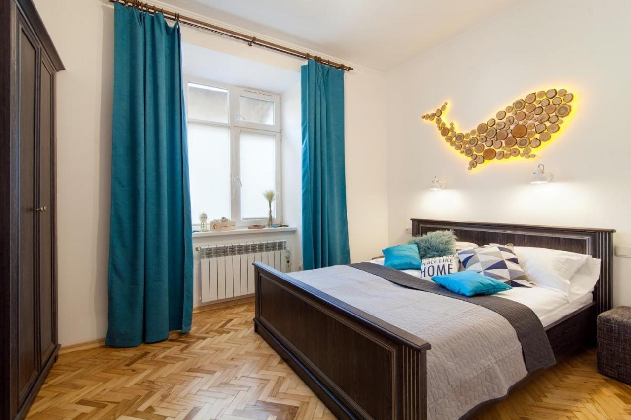 Apartment On Krakivska Street ลวีฟ ภายนอก รูปภาพ